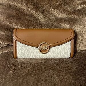 Michael Kors Tan and Cream Wallet